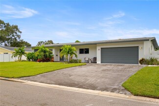 1085 37th Ave NE, Saint Petersburg, FL 33704