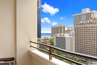 2410 Cleghorn St Unit 1801, Honolulu, HI 96815