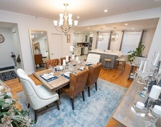 8 Brown Ct, Methuen, MA 01844