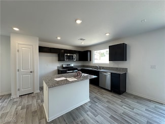 5628 Golden Orchard St, Las Vegas, NV 89113