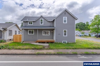 494 17th St SE, Salem, OR 97301