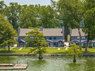 1295 Horseshoe #301 Cir, Hughes, AR 72348