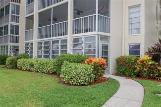 4902 38th Way S Unit 111, Saint Petersburg, FL 33711