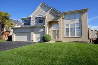 604 W Sycamore St, Vernon Hills, IL 60061