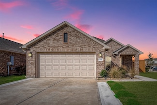 13114 Dalvay Beach Dr, Texas City, TX 77568
