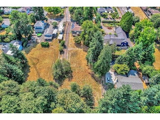 14286 SE Upper Aldercrest Dr Unit 2, Oatfield, OR 97267