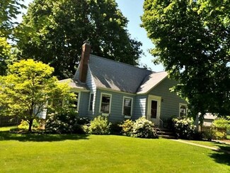 14 Wahnita Rd, Worcester, MA 01606