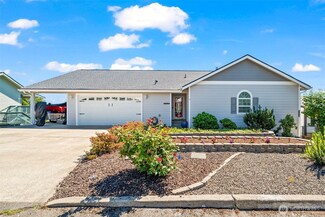 1172 Daniels Ave, Bremerton, WA 98312