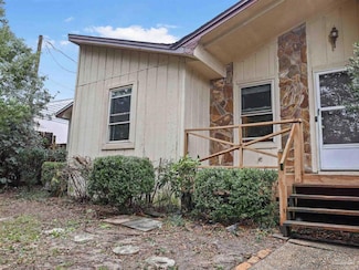 4783 Tradewinds Dr, Pensacola, FL 32514