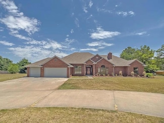 116 E Cedar Dr, Tuttle, OK 73089
