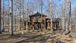 1237 Shawnee Bay Rd, Benton, KY 42025