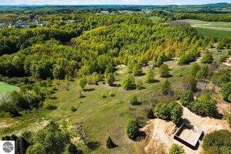 6416 Herkner Rd, Traverse City, MI 49685