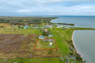 120 Water Rd, Austwell, TX 77950