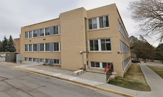 548 15th St, Rawlins, WY 82301