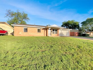 2039 Salem St, Irving, TX 75061