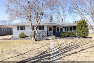 1415 Fairview St, Oshkosh, WI 54901