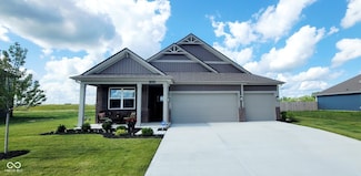 7808 Grande Oaks Dr, Plainfield, IN 46168