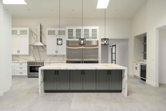 7917 E Bonnie Rose Ave, Scottsdale, AZ 85250
