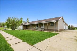 2717 Barbina St, Perry, IA 50220