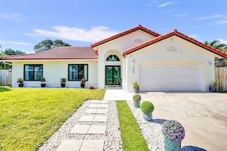 184 Oregon Ln, Boca Raton, FL 33487