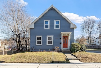 459 High St, Clinton, MA 01510