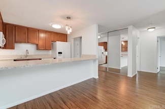 3030 Suncrest Dr Unit 406, San Diego, CA 92116