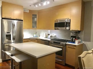 9917 Shore Rd, Brooklyn, NY 11209