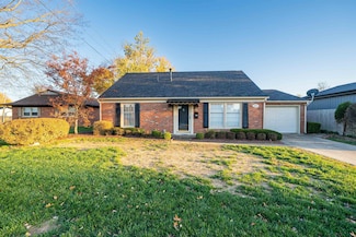 2211 Iron Leige Ct, Owensboro, KY 42301