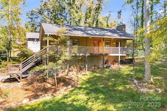 98 Clarks Chapel Rd, Weaverville, NC 28787