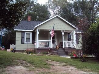 28 Ansel St, Drayton, SC 29333