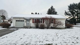 77 Chapel Place, Amsterdam, NY 12010