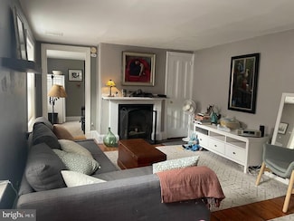 1009 Clinton St Unit 4, Philadelphia, PA 19107
