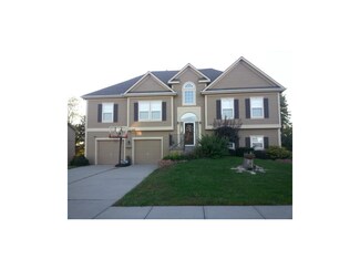 11268 N Holly St, Kansas City, MO 64155