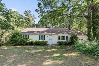 34 Diandy Rd, Sagamore Beach, MA 02562