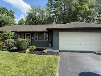 1819 Queenswood Dr, Findlay, OH 45840