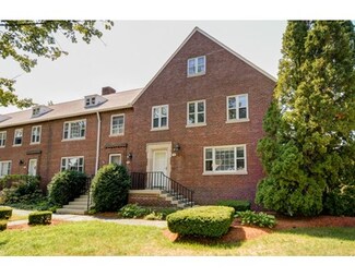 15 Elm Rd, Devens, MA 01434