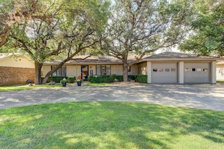 104 E 25th St, Littlefield, TX 79339