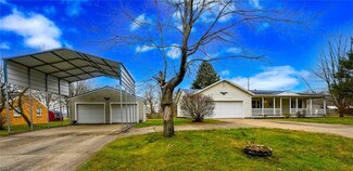 4318 28th St NE, Canton, OH 44705