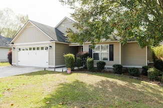 7619 Kayla Dr, Hahira, GA 31632