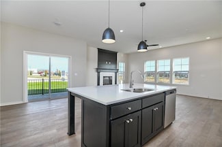 105 S Diane Dr, Olathe, KS 66061