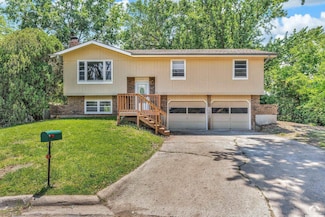 3213 W 21st Place, Lawrence, KS 66047
