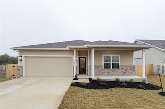 201 Lucky Ave, Bertram, TX 78605