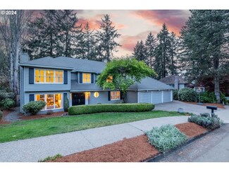 7 Scarborough Dr, Lake Oswego, OR 97034