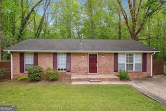 2962 Invermere Woods Ct, Lithonia, GA 30038