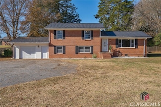 456 Whitehead Rd, Athens, GA 30606