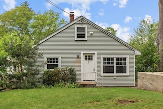 5 London Rd, Salem, NH 03079