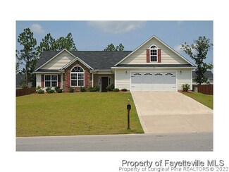 255 Basket Oak Dr, Bunnlevel, NC 28323