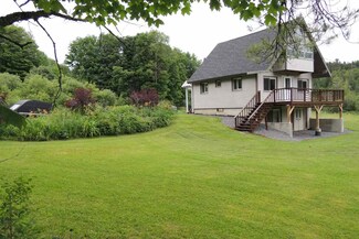 344 King Rd, West Glover, VT 05875