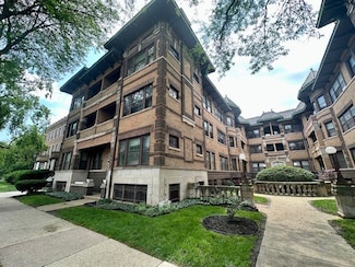 947 E Hyde Park Blvd Unit G, Chicago, IL 60615