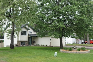 23124 Kerry St NW, Saint Francis, MN 55070